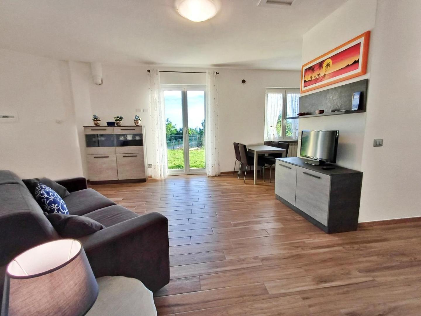Joivy Villa Guanna - Charming Flat With Garden Bracco 외부 사진
