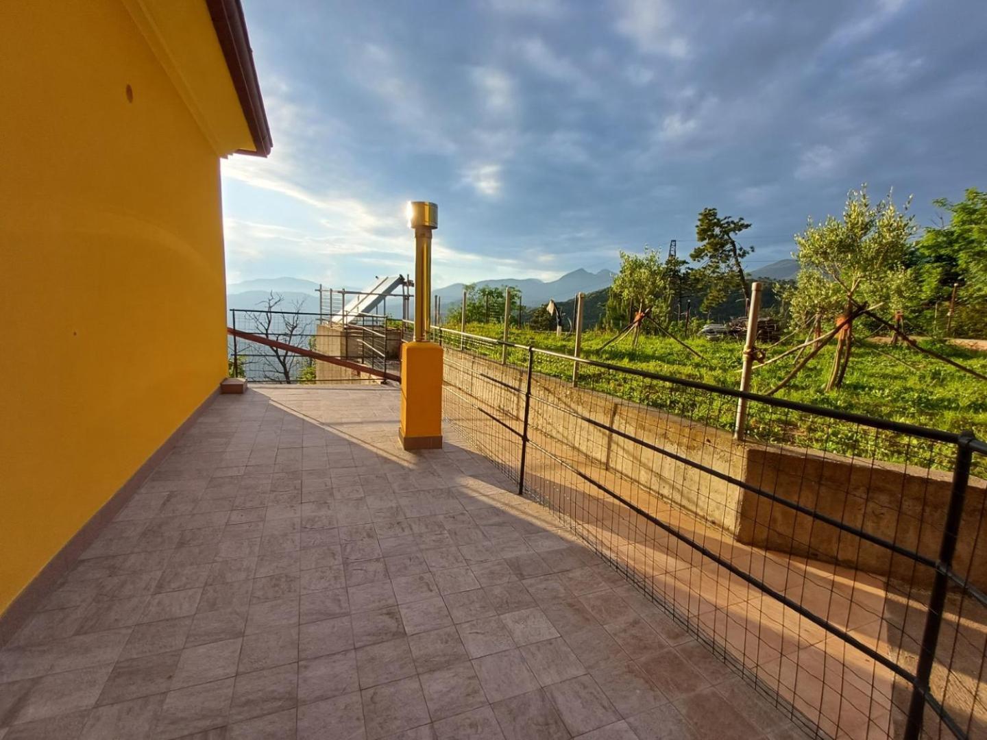Joivy Villa Guanna - Charming Flat With Garden Bracco 외부 사진